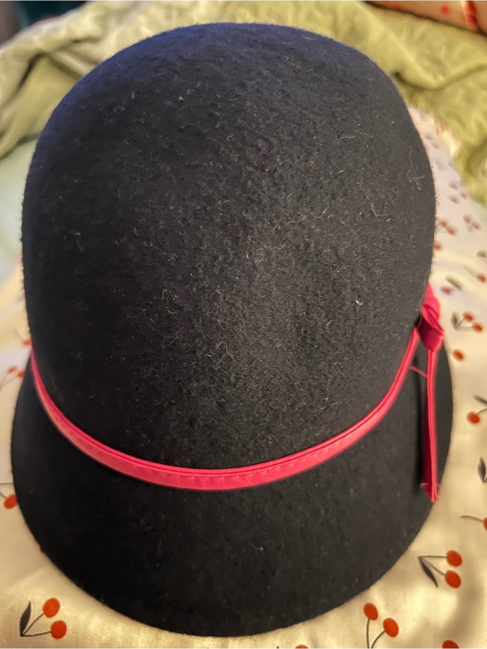 Preloved Big Buddha Cloche Hat